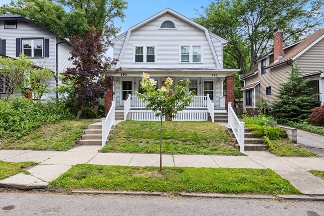 291-293 Olentangy Street - 291-293 Olentangy Street Apartment Unit 293 Olentangy Street