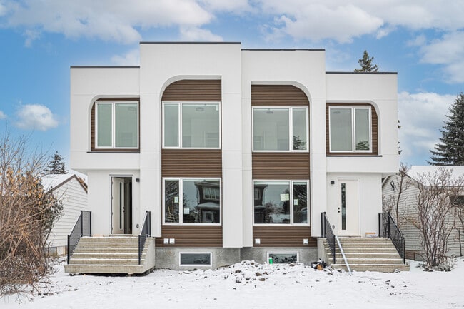 Building Photo - 9115 150 St NW