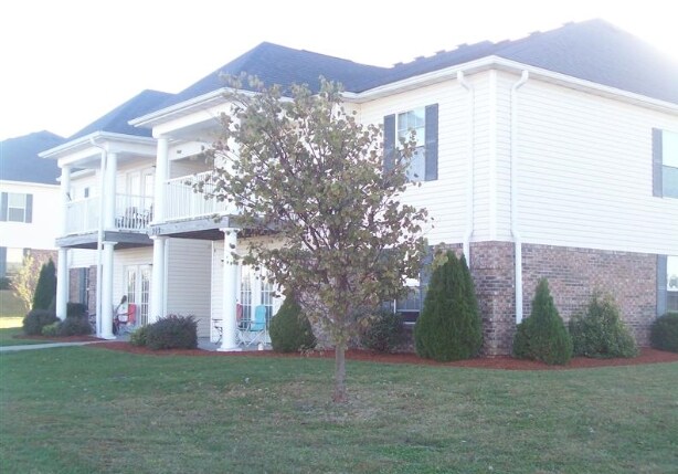Willow Point - Willow Point Apartments