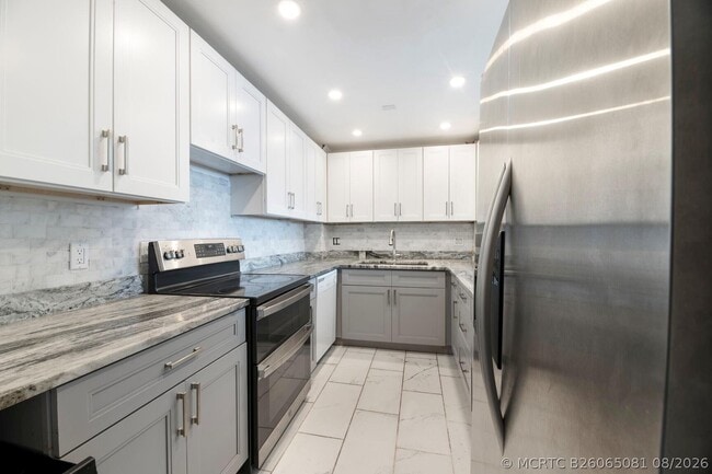 Photo - 3800 N Hills Dr Unit 402