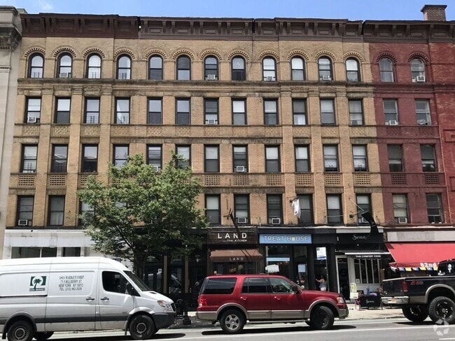 Building Photo - 452 Amsterdam Ave Rental
