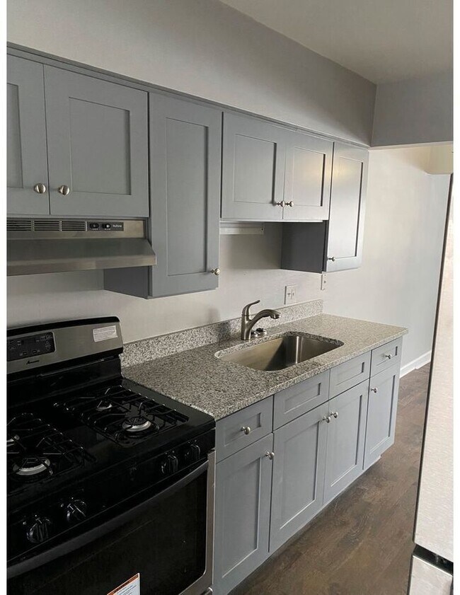 Photo - 8706 S Troy Ave Unit 1D