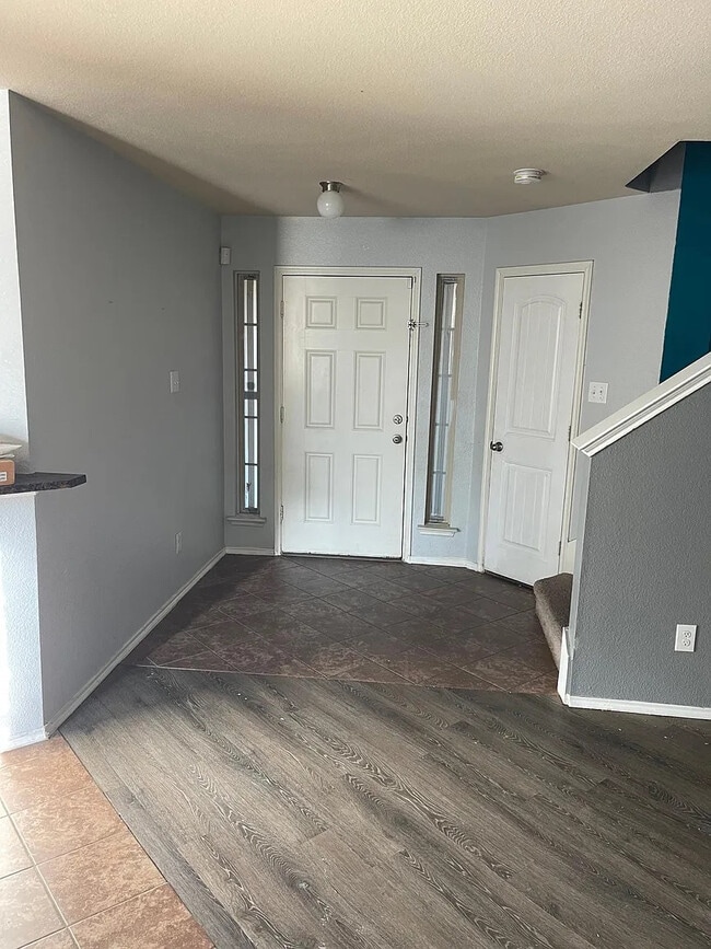 Photo - Room in House on Overlook Dr