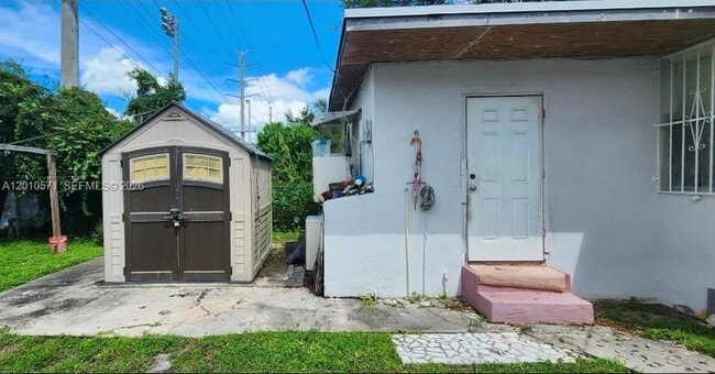 Photo - 405 NW 64th St Unit 3