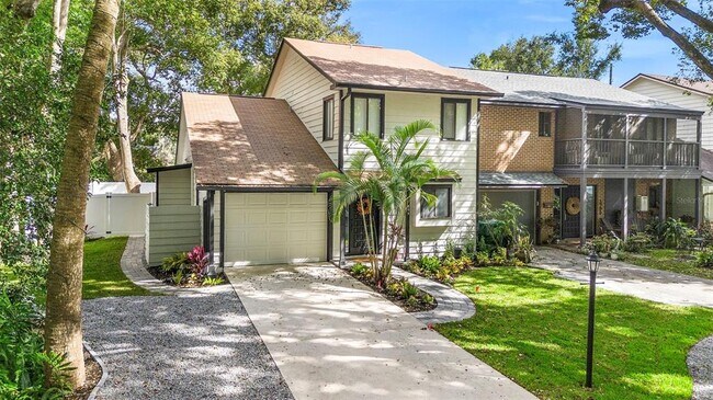 Photo - 805 N Clake Ave