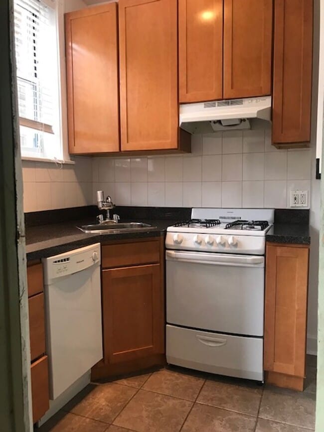 Photo - 5648 N. Ridge Unit 2W Unit 5648-2W