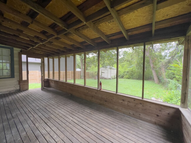 Photo - 713 Harris Ave