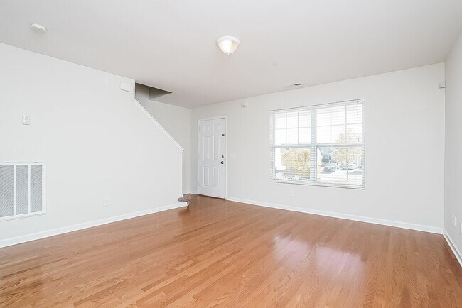 Photo - 3102 Kingston Ct