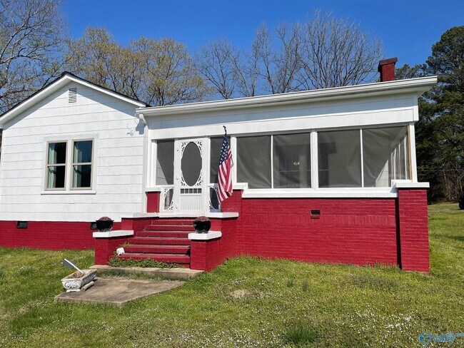 Photo - 711 48th St House