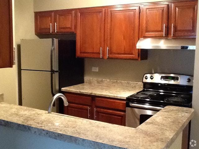 Kitchen - zzz Brookdale on the Park