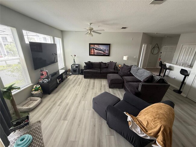 Photo - 5511 Legacy Crescent Pl Unidad 201