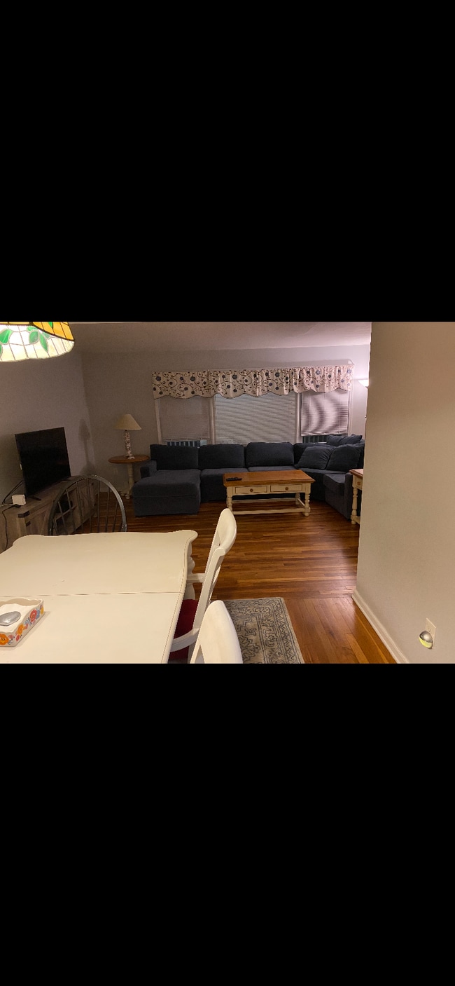 Photo - 213 Brinley Ave