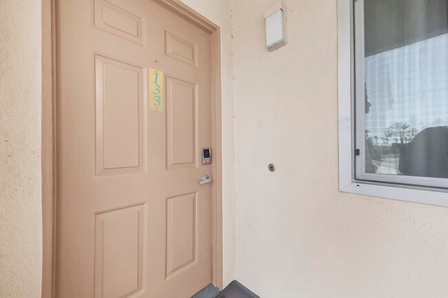 Photo - 78133 Crimson Ct Unidad 133