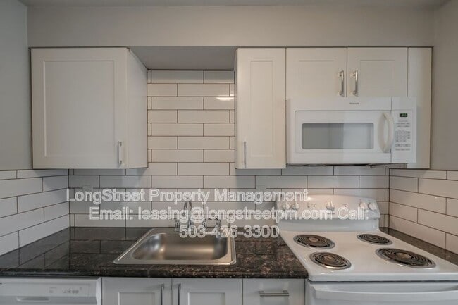 Photo - 208 SE 5th Ave Unit 103