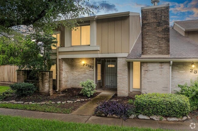 Building Photo - 2387 Crescent Park Dr Unit 211 Rental