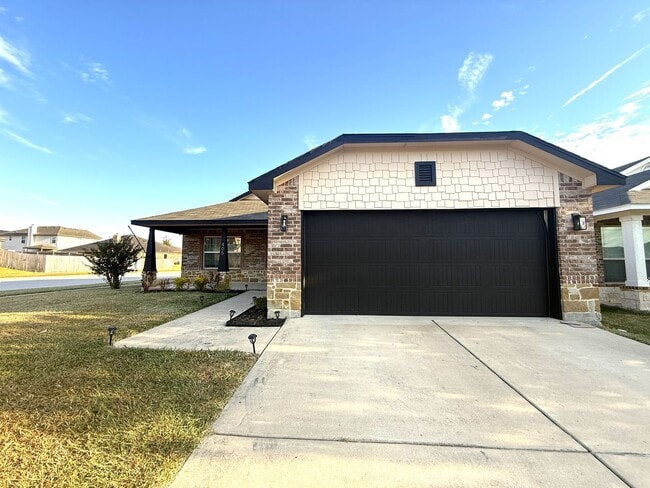 Building Photo - 405 W Vega Ln