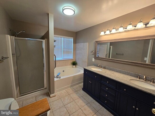 Photo - 4146 Cutty Sark Rd