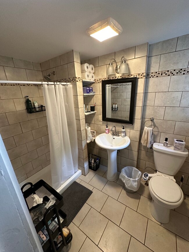 Photo - 130 University Ave Unidad 130.5