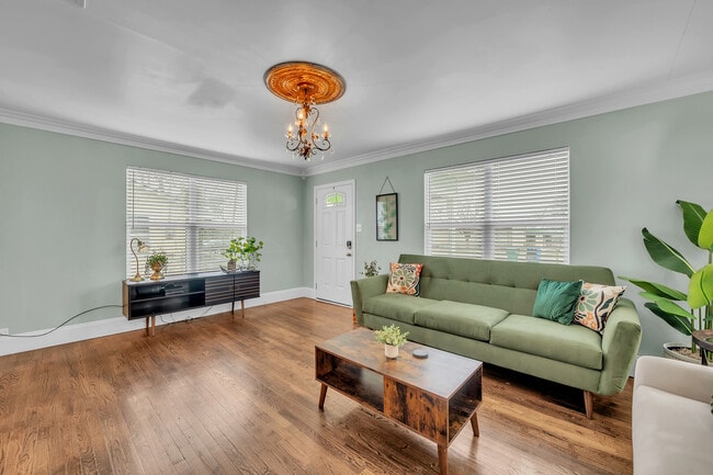 Samsung-ready setup — perfect for long-term and corporate stays. - 2301 North Dr