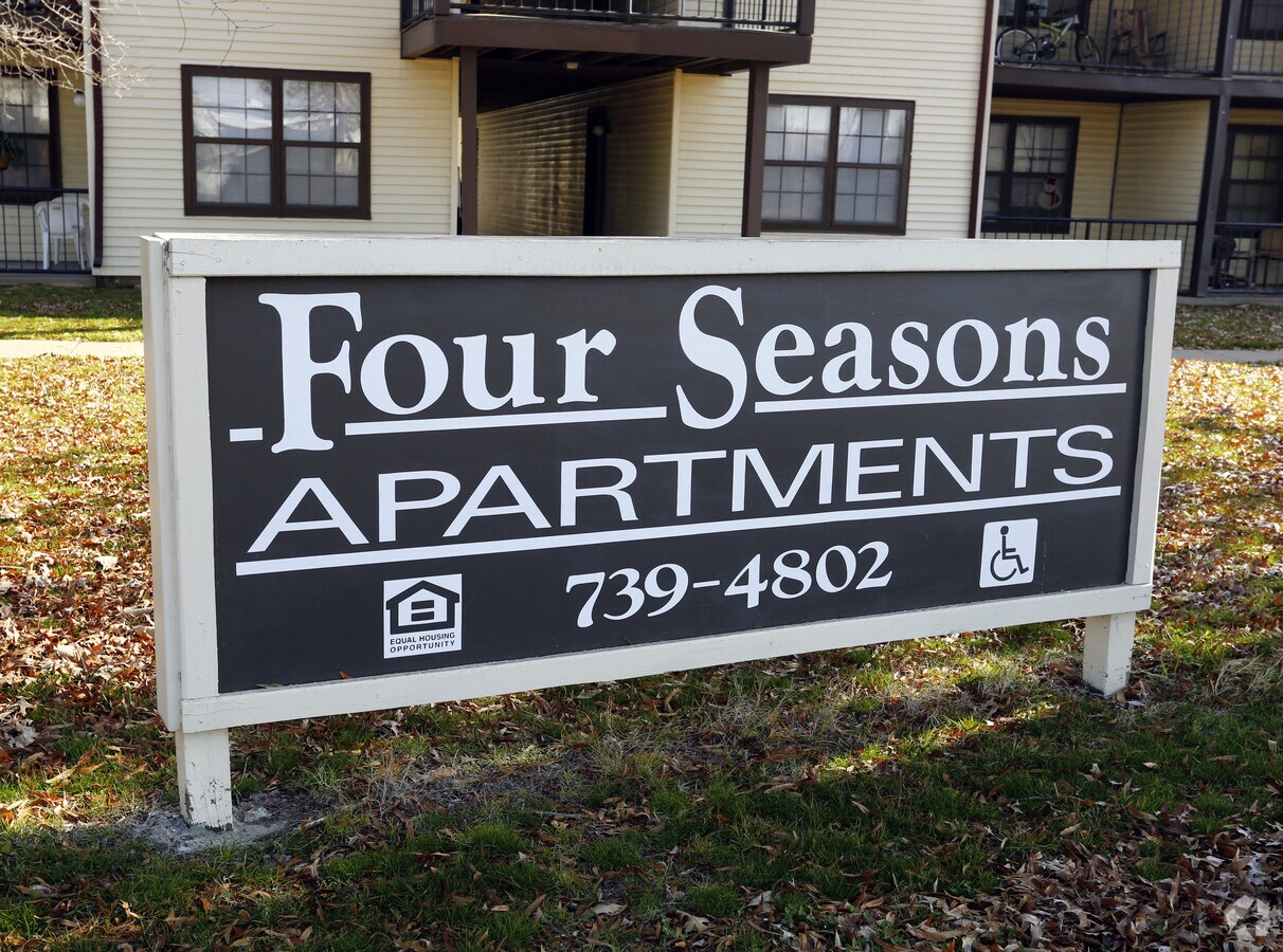 Photo - Four Seasons