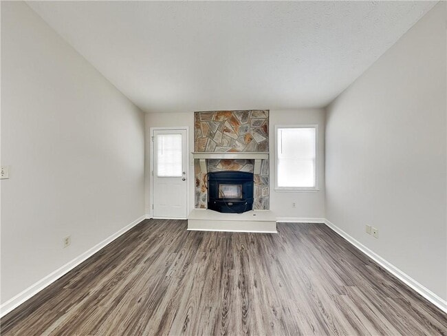 Photo - 65 Homeport Dr