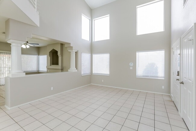 Photo - 8789 Wahine Ct