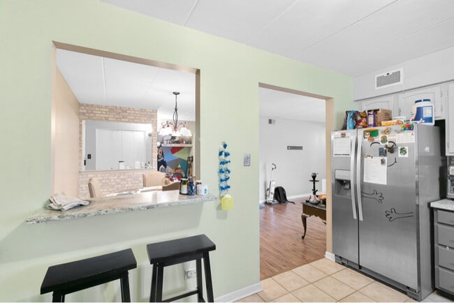 Photo - 11045 Theresa Cir Unidad 2B