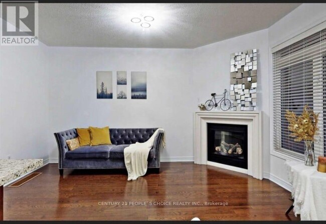 Photo - 80 Lorenzo Cir