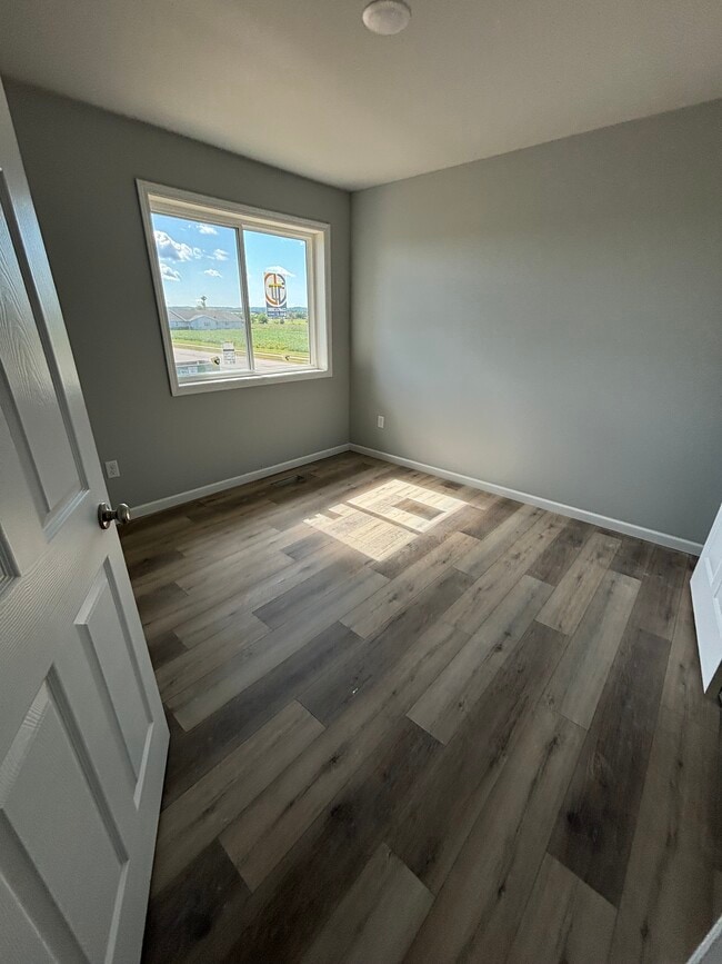 Photo - Sunrise Apartments Unit 2