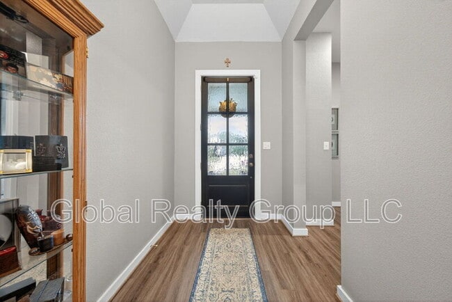 Photo - 2227 Quince Ave