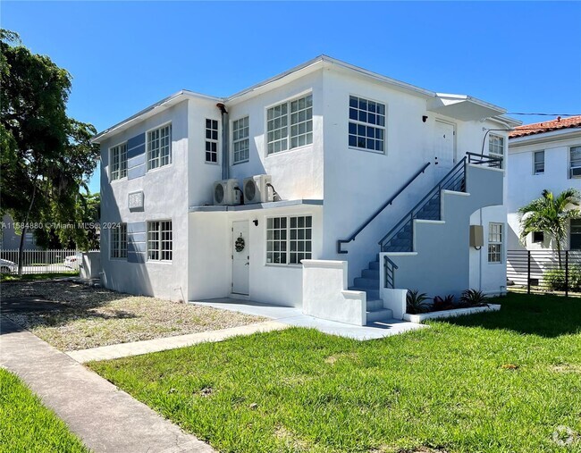 Building Photo - 1935 Marseille Dr Unit 1 Rental