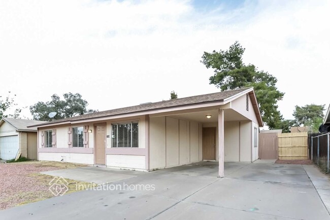 Photo - 7124 W Flower St