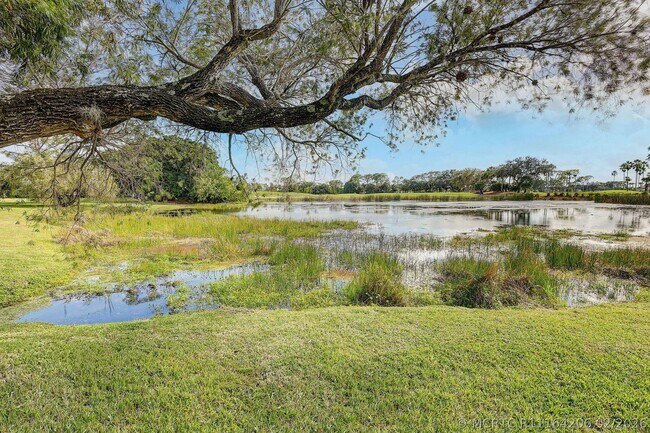 Building Photo - 334 Brackenwood Cir