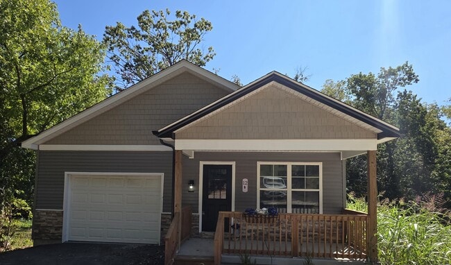 Building Photo - 12 New Sugar Creek Rd Rental