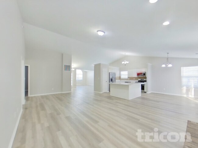 Photo - 993 Harvest Ridge Dr