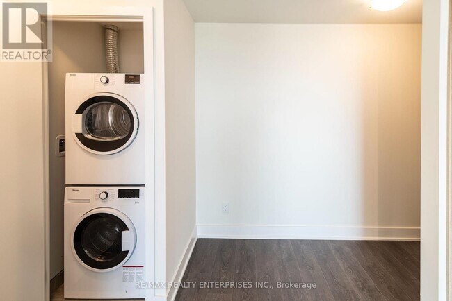 Photo - 188 Fairview Mall Dr Unit 908