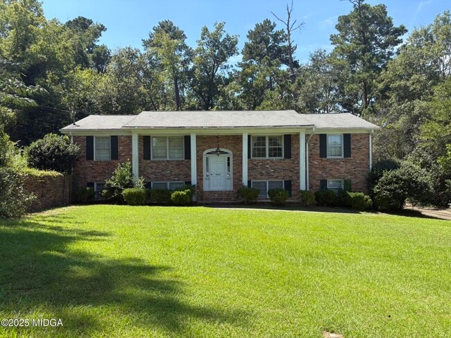 Building Photo - 1442 Maplewood Dr Rental