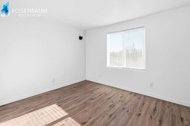 Photo - Charming 2-bedrooms, 1-bath manufactured home in Tucson!
