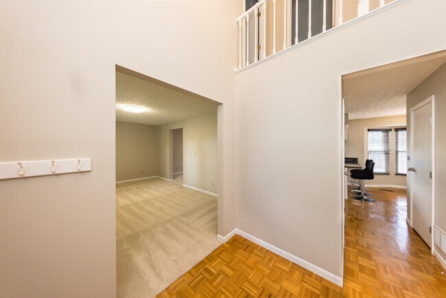 Photo - 6085 Tara Hill Dr