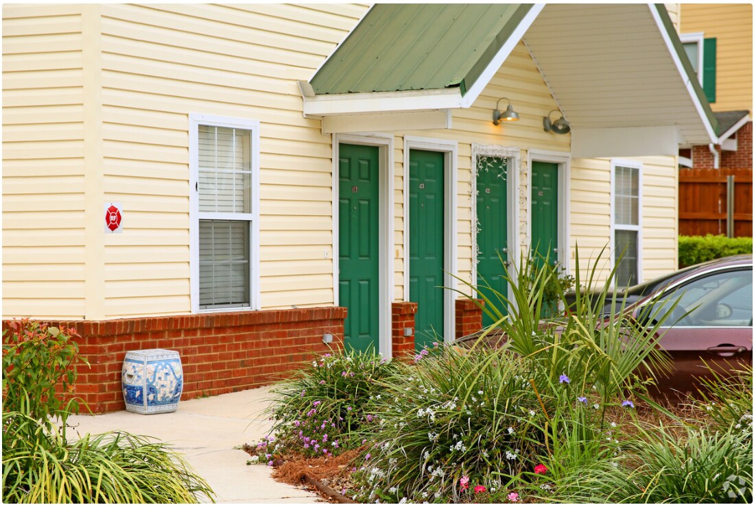 Front of Buildings - 990 W Brevard St (Tallahassee, FL)
