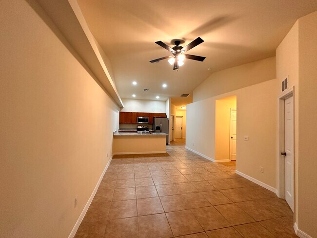 Photo - 618 SE 13th Ave
