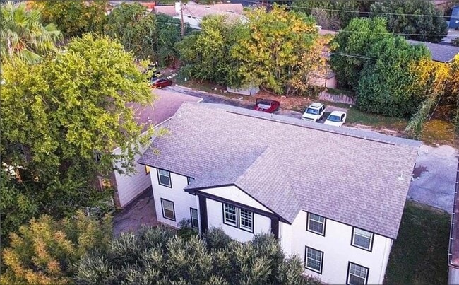 Building Photo - 3427 Willowrun Dr Unit D