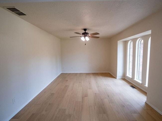Photo - 4-bedroom, 2-bath Home Available in Westside Norman!
