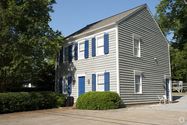 Building Photo - 204 S Nash St Unit B Rental