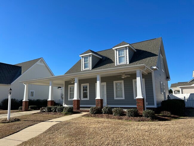 107 Beth Eden sidewalks throughout - 107 Beth Eden Ct Rental