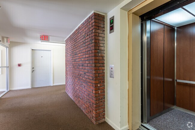Elevator - Parkside West Apartments