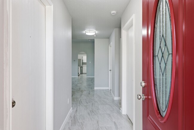 Photo - 17819 Gimbal Way