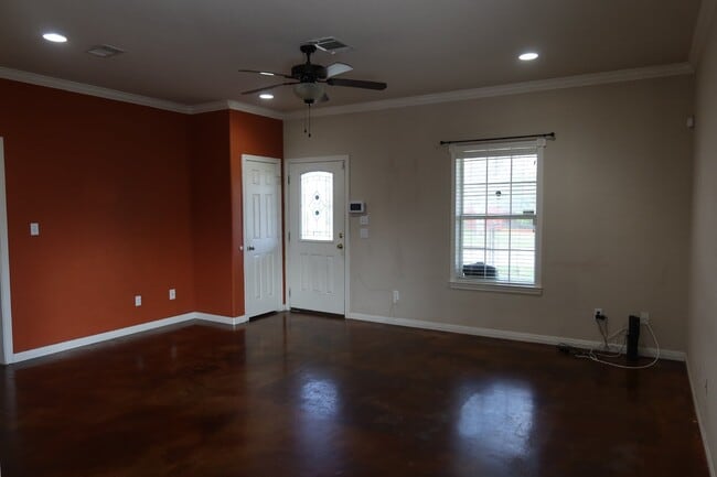 Photo - Charming 3-Bedroom Home with 2 Full Baths in Waco, TX - Perfect for Your Family!