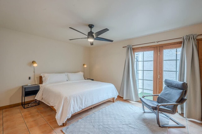 2112 N Squire Ave Unit SI ID1570268P