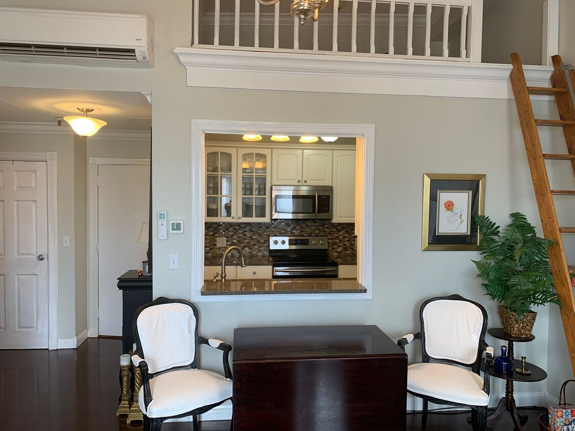 One Bedroom Loft at Kelly House Condominiums - One Bedroom Loft at Kelly House Condominiums